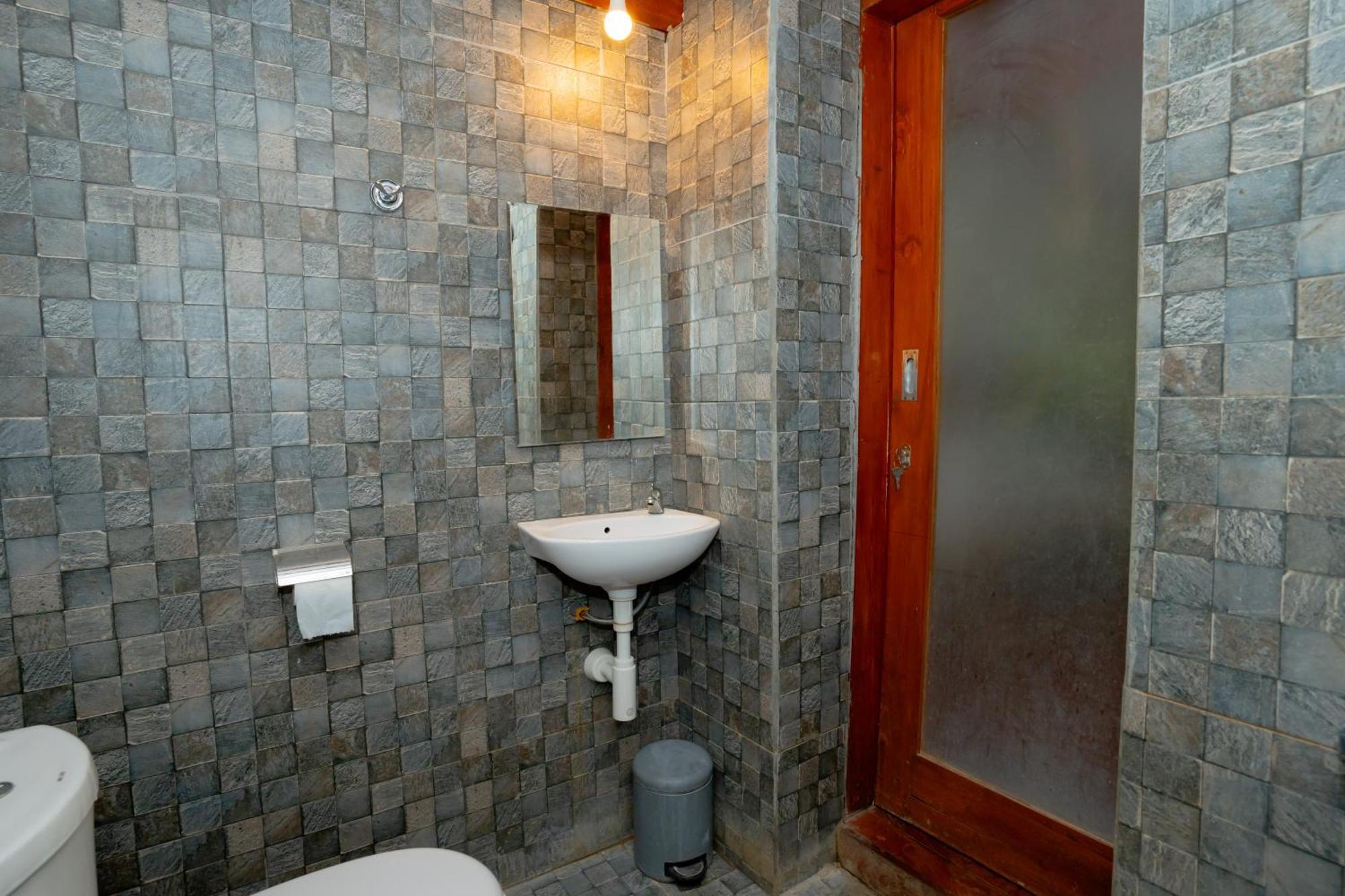 Reddoorz Syariah Near Lombok Epicentrum Mall Mataram Exterior foto